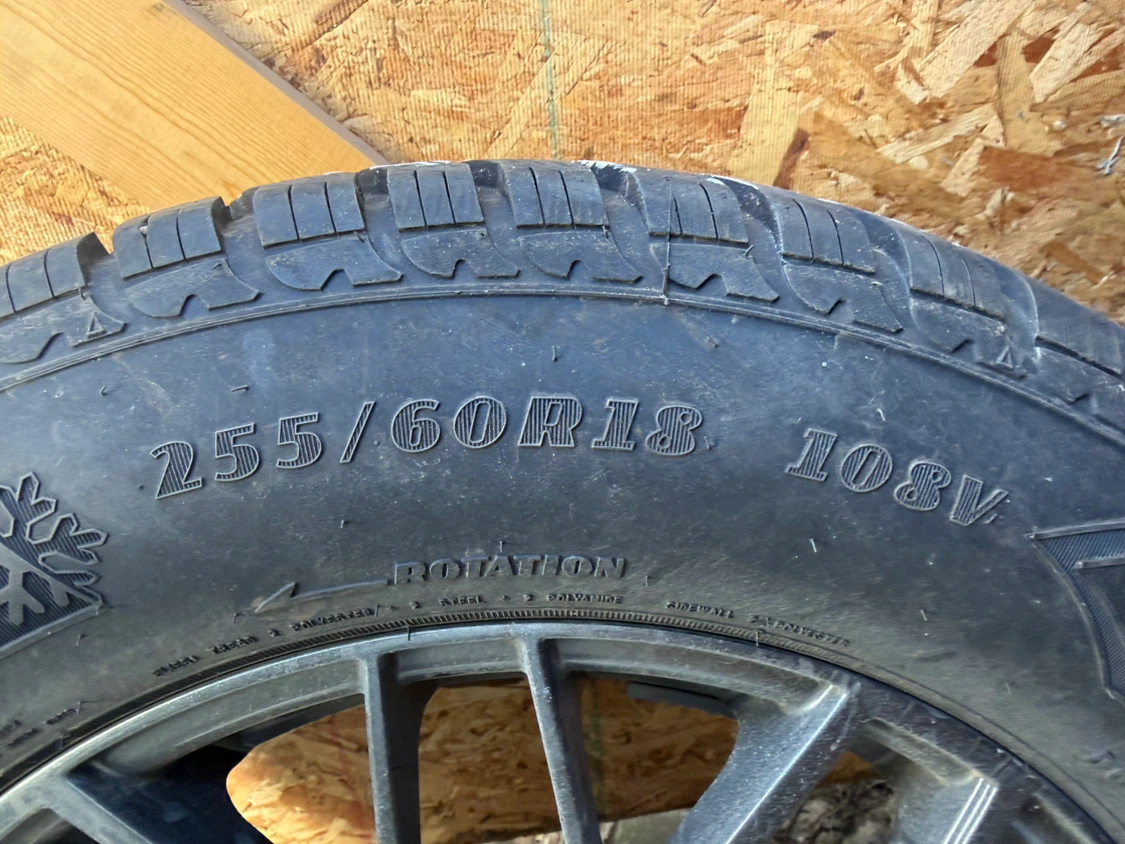 Set of 4 Goodyear 255/60R18 Winter Tires on Rims - photo 3