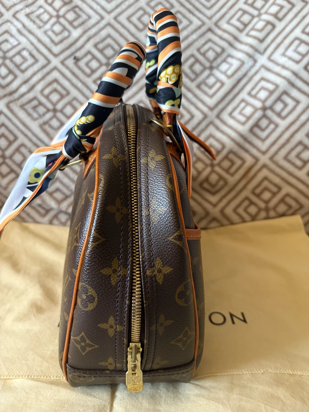 Louis Vuitton Monogram Handbag - photo 4