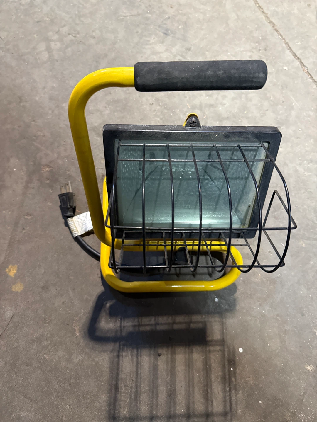 Portable Yellow Work Light