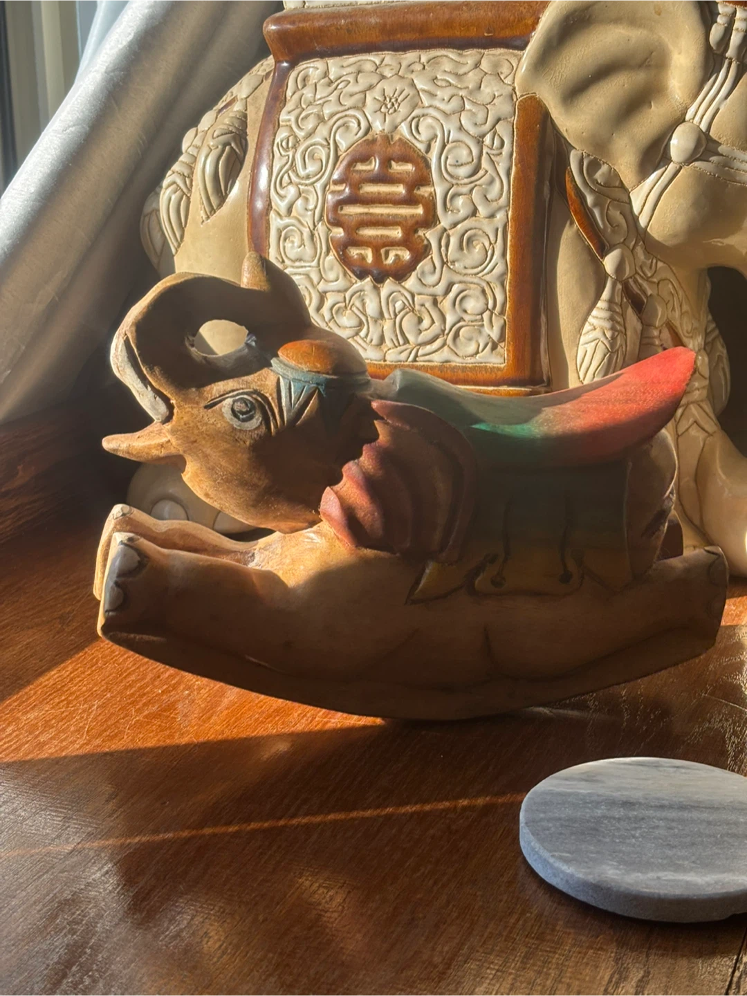 Wooden elephant rocking figurine - photo 2