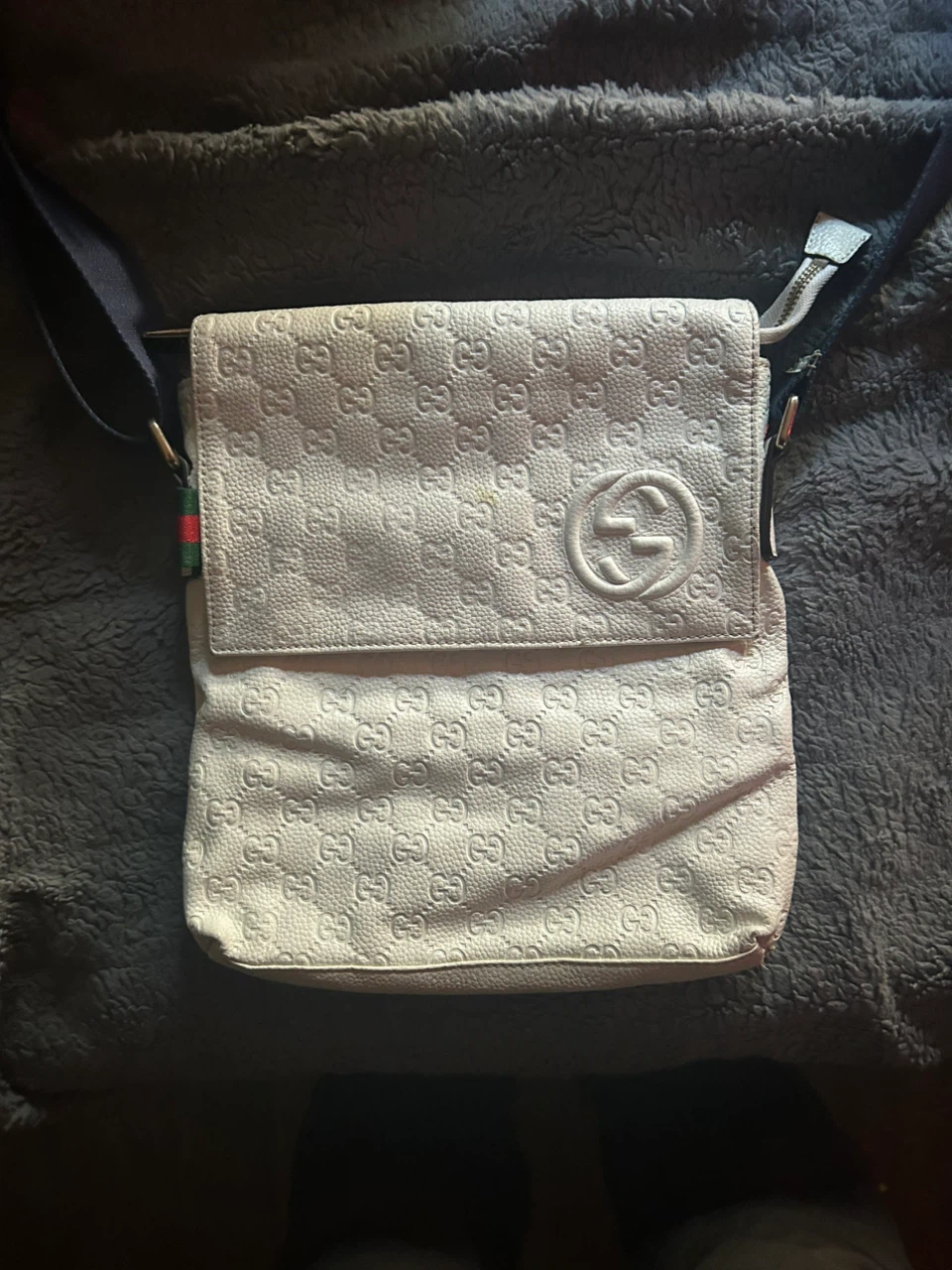 Gucci White Embossed Crossbody Bag - photo 5
