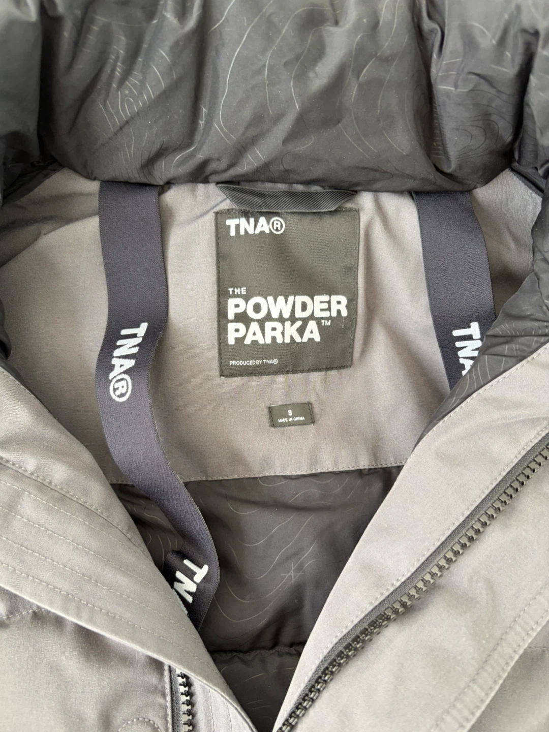 GREAT CONDITION Aritzia TNA Parka - Grey - Size Small - photo 2