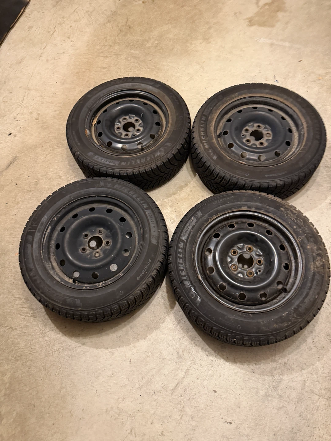 Set of 4 Michelin X-Ice Snow Tires 205/65R16 - photo 2