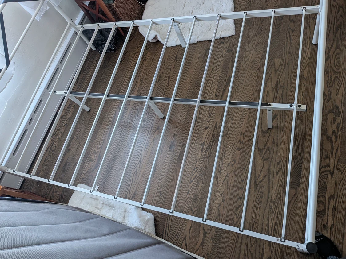 White Metal Double Bed Frame - photo 2