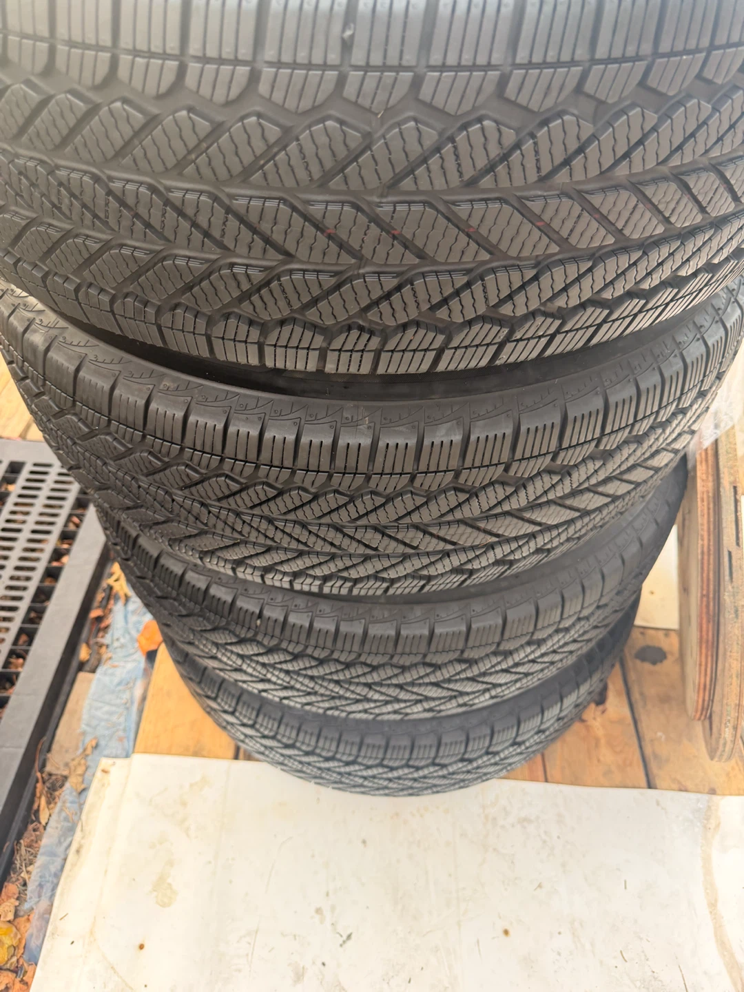 Set of 4 Bridgestone WeatherPeak Tires 235/70R16 - photo 4