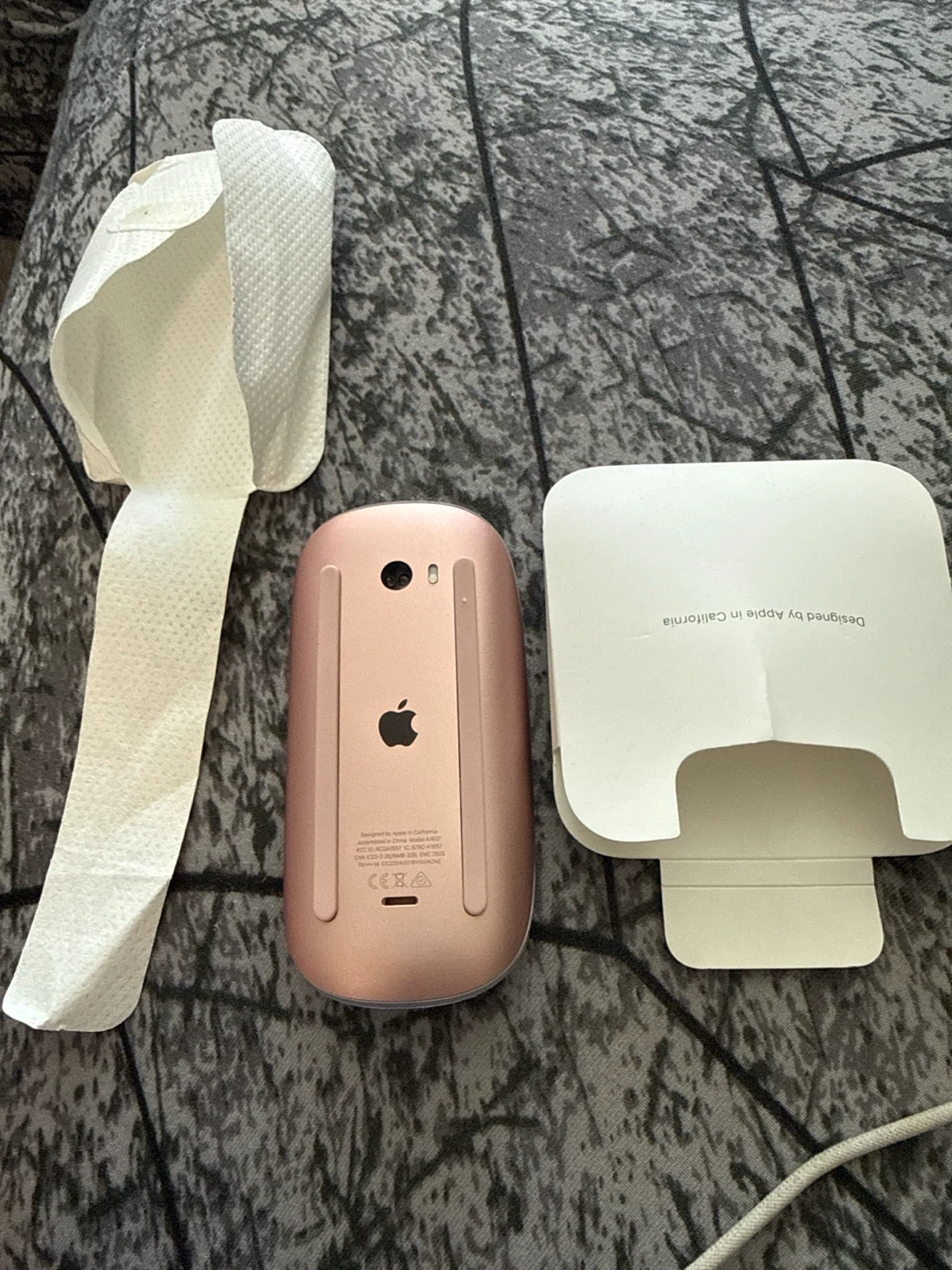 Apple Magic Mouse - photo 2