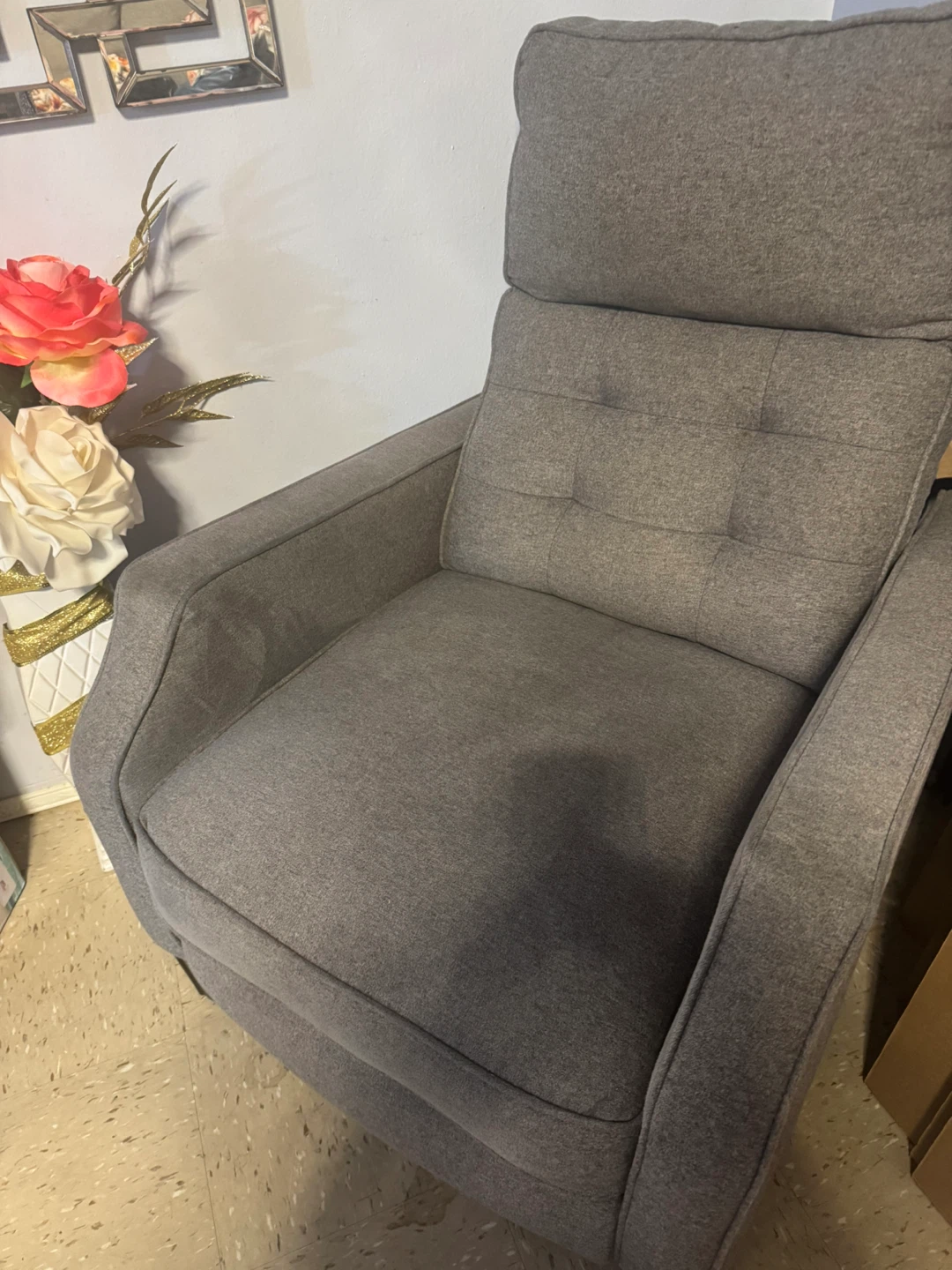 Gray Upholstered Recliner Armchair - photo 2