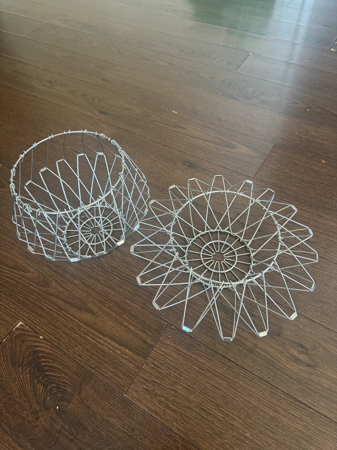 Set of 2 Collapsible Stainless Steel Wire Baskets - photo 3