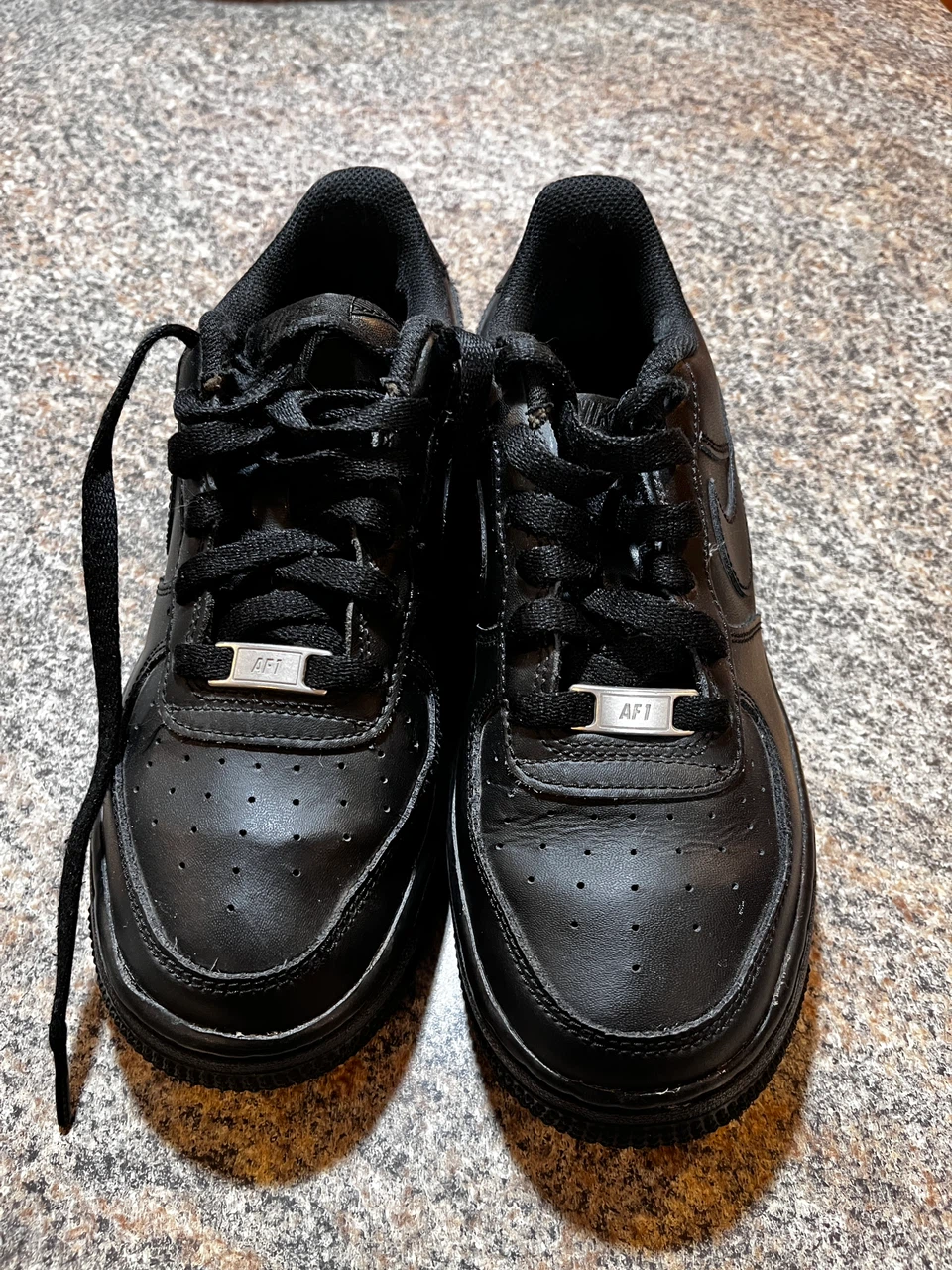 Nike Air Force 1 shoes size 5.5Y