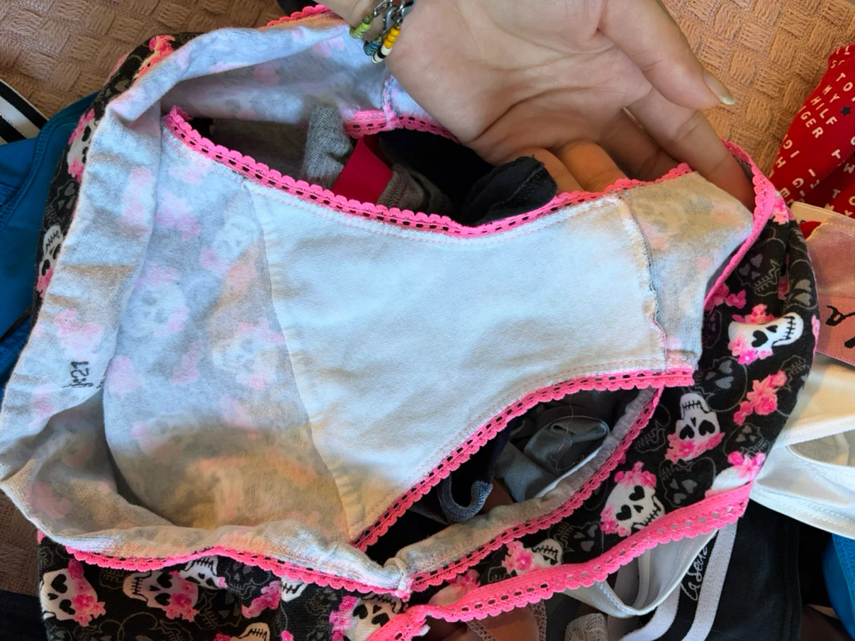 Underwear lot - Mostly thongs - L/M - photo 3