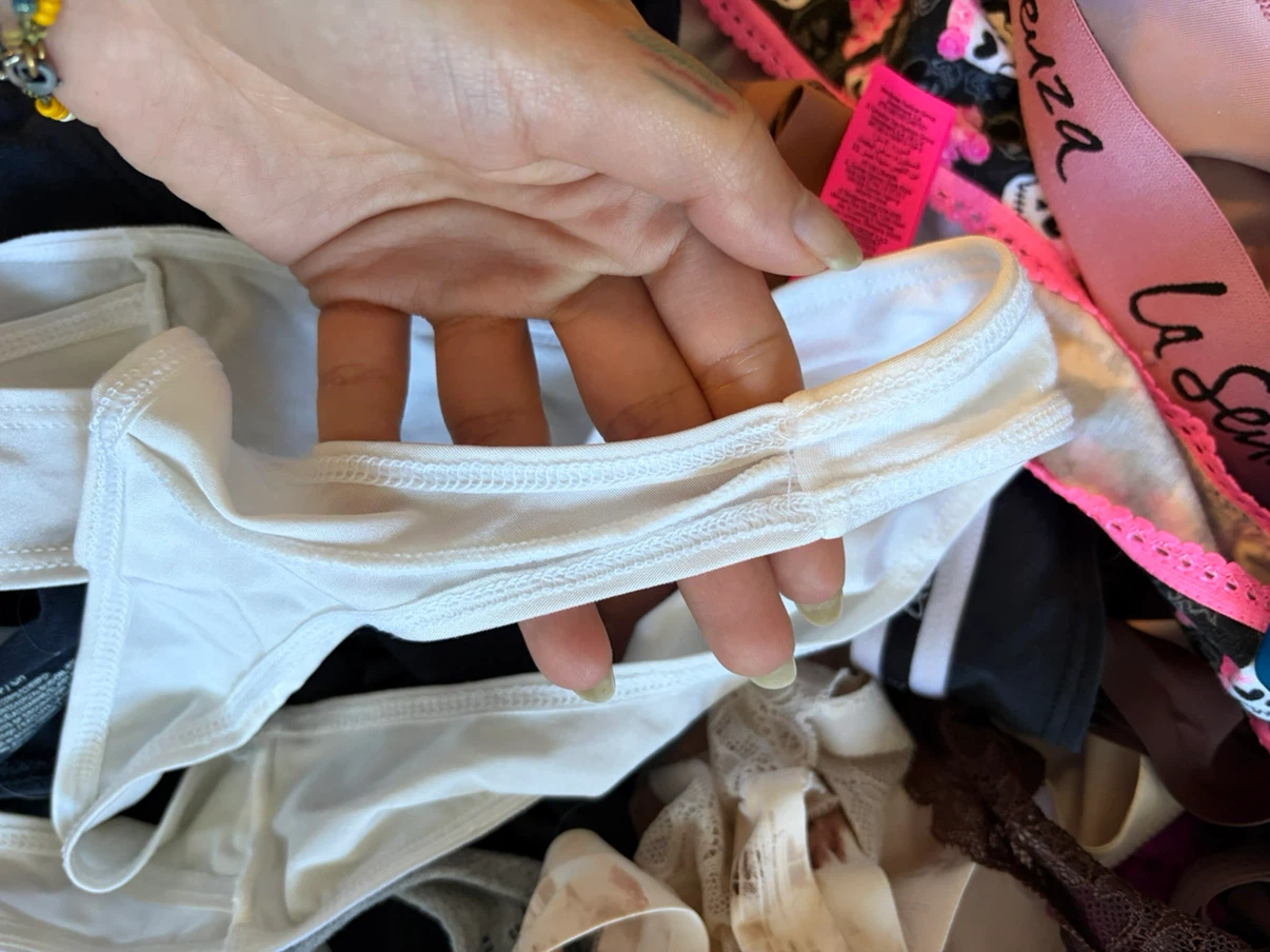 Underwear lot - Mostly thongs - L/M - photo 4