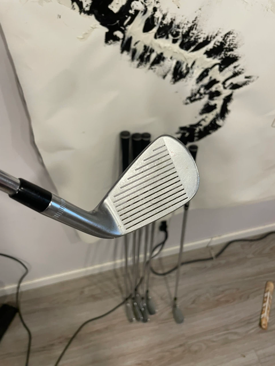 Left handed Callaway apex irons stiff project x shafts