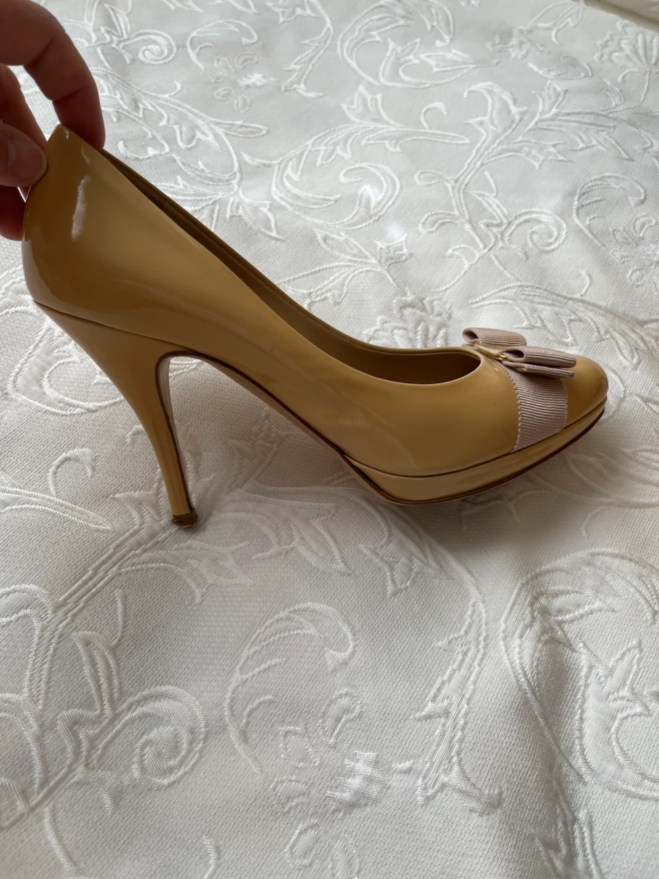 Salvatore Ferragamo Patent Leather Pumps - photo 3