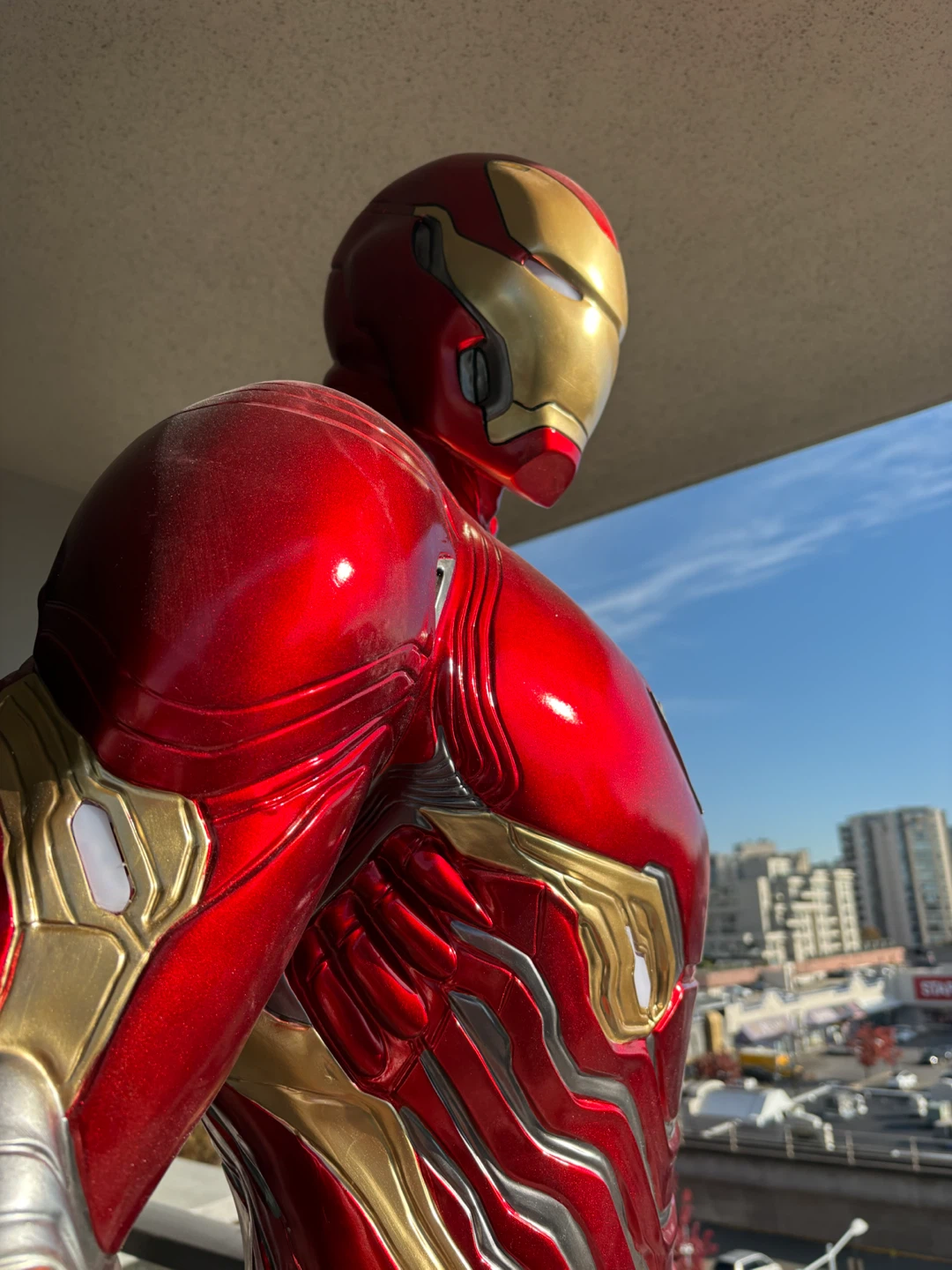 1:1 Life-Size Iron Man Statue - photo 2