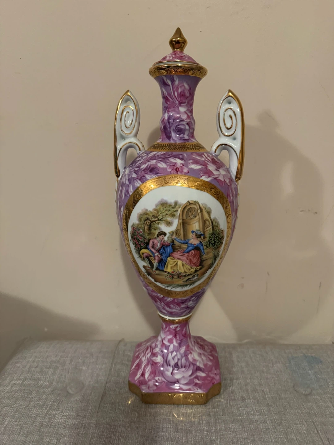 Royal Limoges Porcelain Vase with Floral Design - photo 2