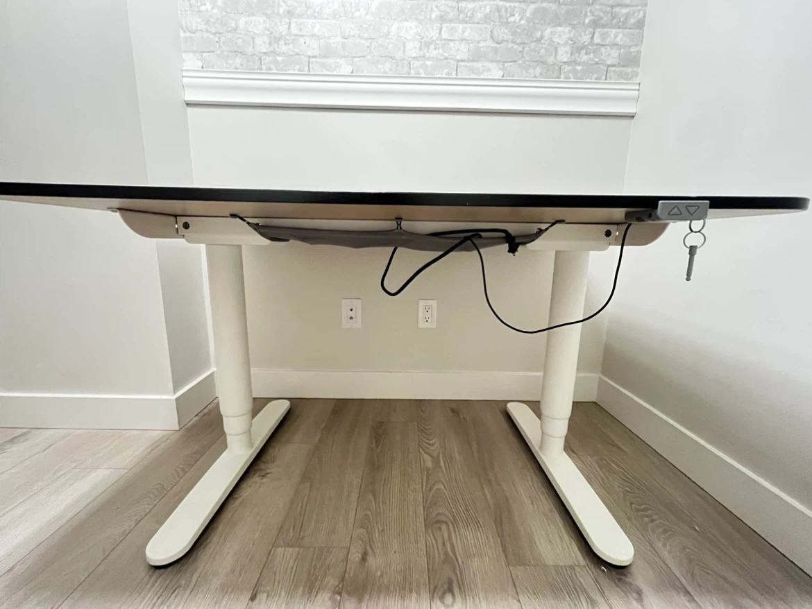 IKEA BENKANT Adjustable Standing Desk - photo 2