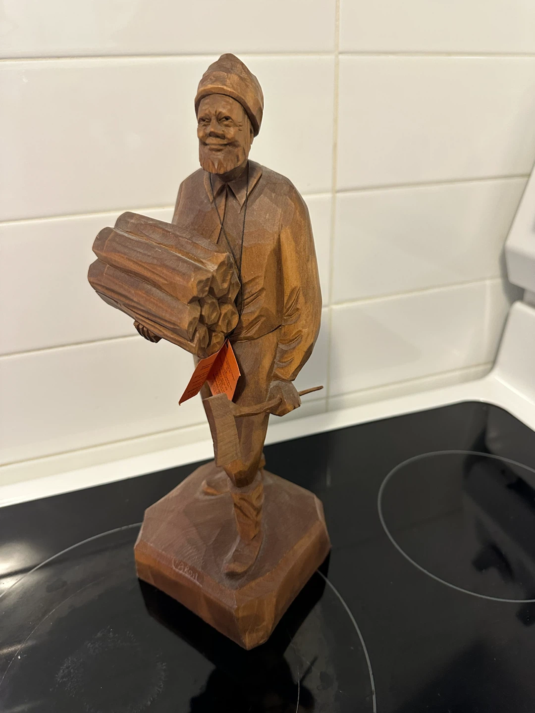 CARON Collectable Wooden Figure - photo 2