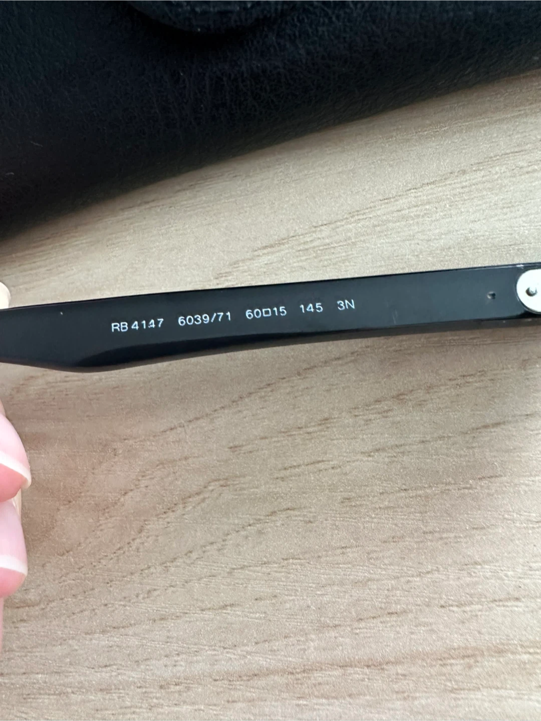 Ray-Ban RB4147 Sunglasses Black - photo 4