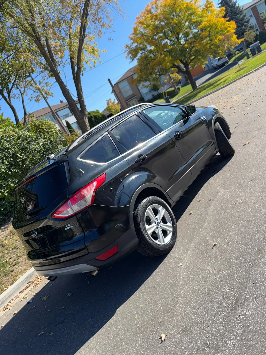 2015 Black Ford Escape SE - photo 2