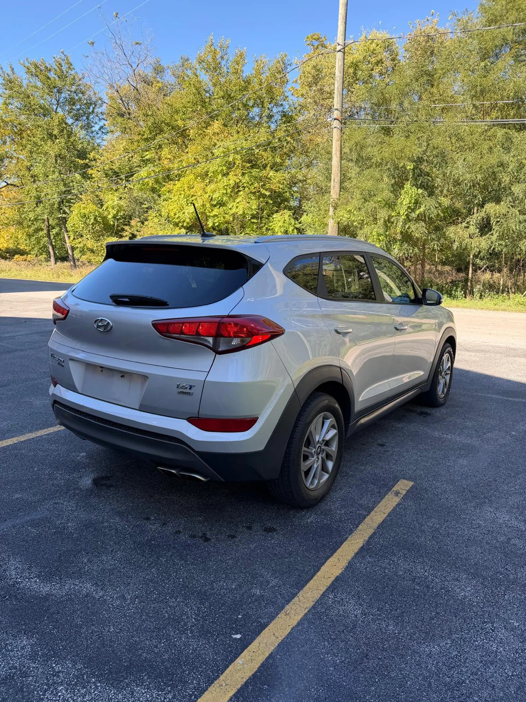 Silver Hyundai Tucson 1.6T AWD 2016 - photo 3