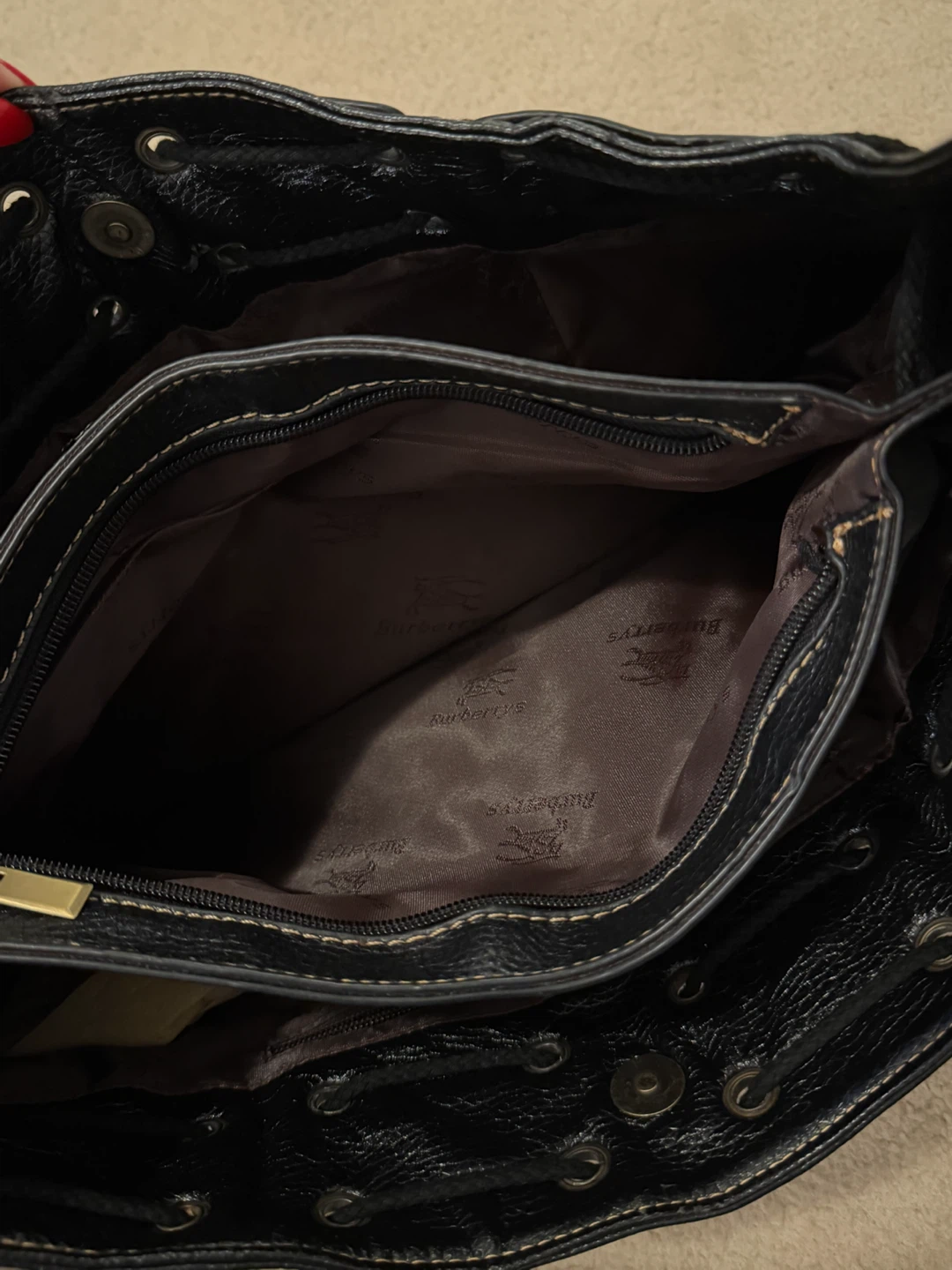 Vintage Burberry Nova Check Shoulder Bag – Black Leather & Plaid - photo 3