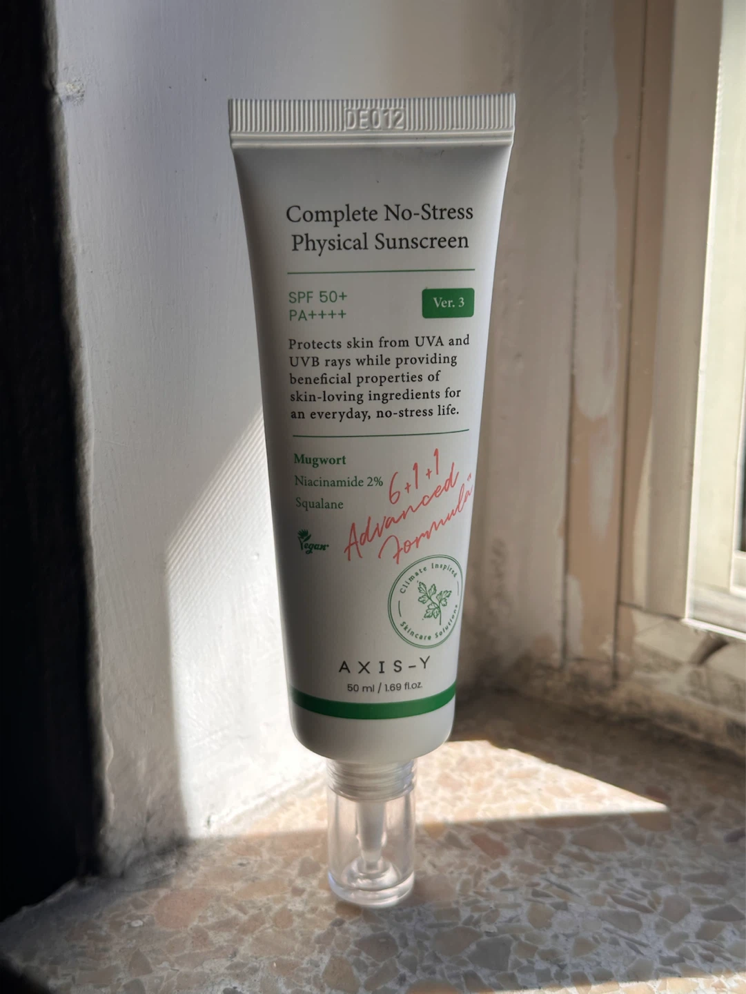 Axis-Y sunscreen - photo 2