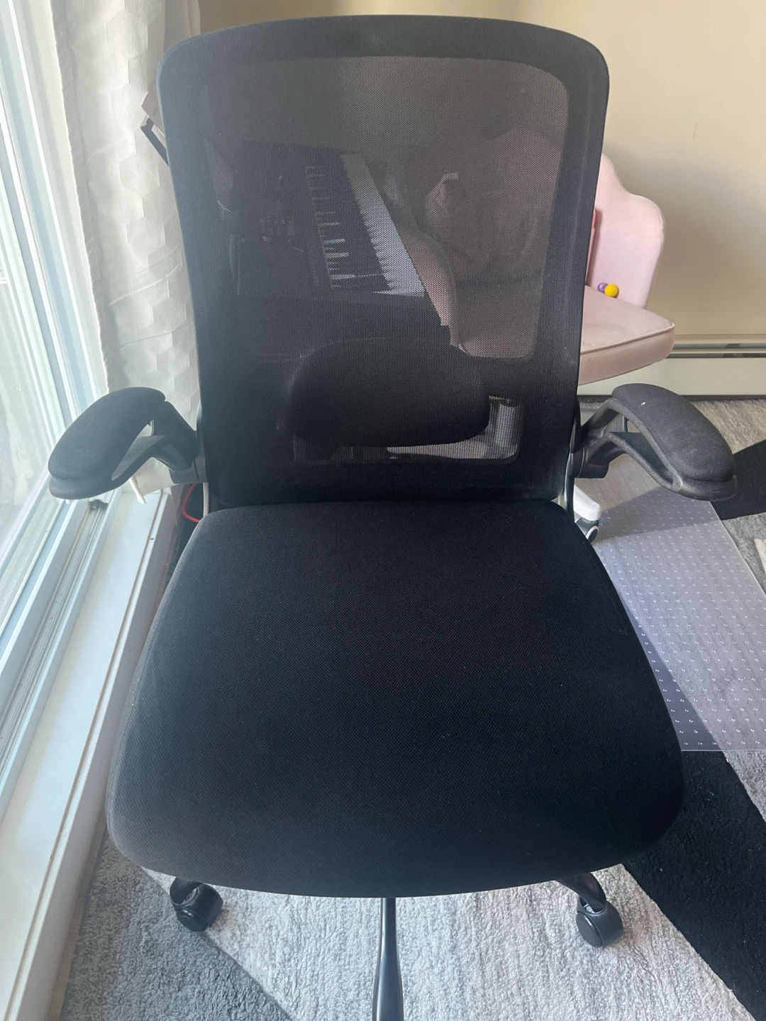 Black mesh office chair - photo 3
