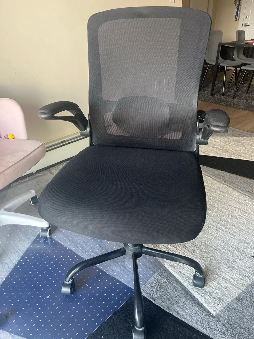Black mesh office chair