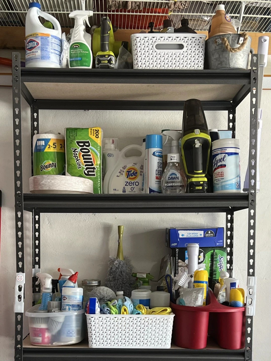 Cleaning supply .