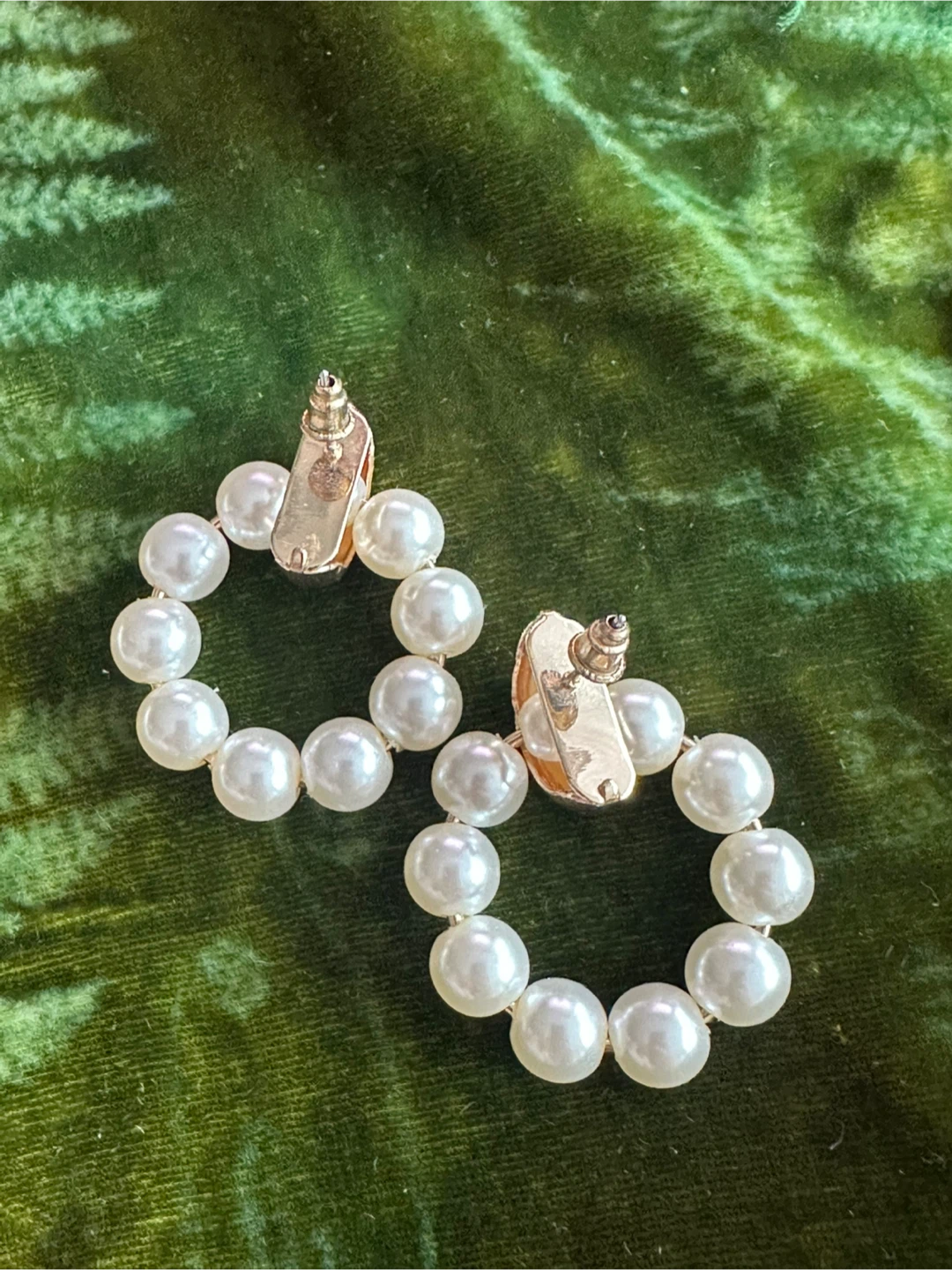 Gold-Tone Faux Pearl Hoop Earrings - photo 4