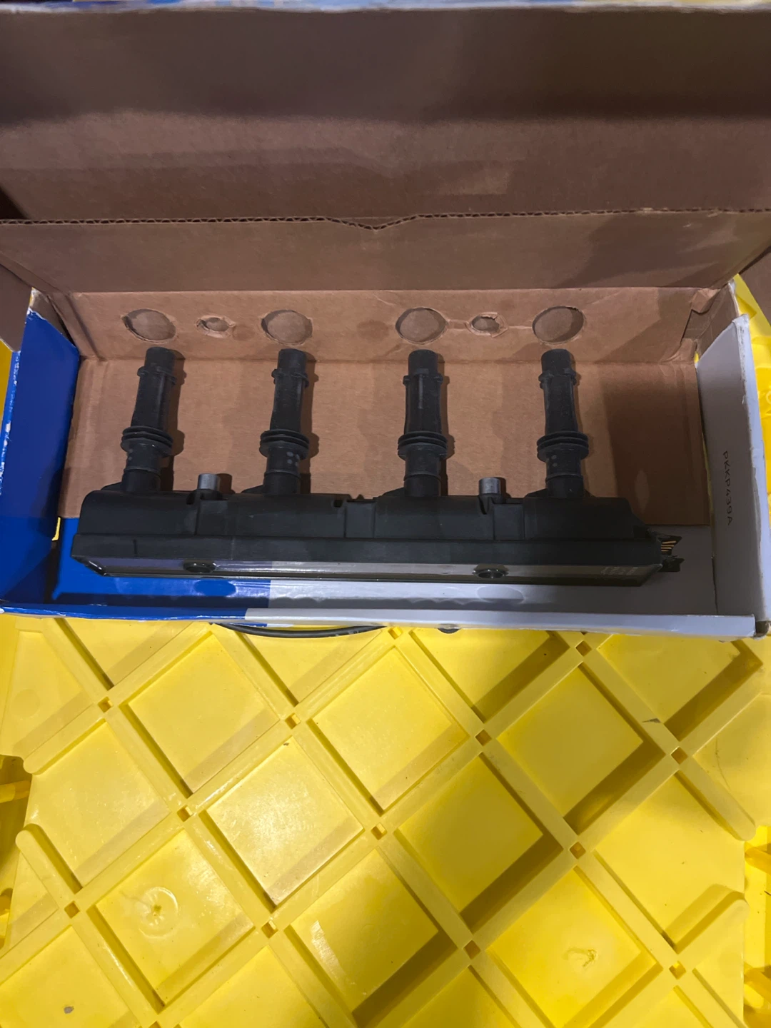 Delphi GN10401 Ignition Coil - photo 4