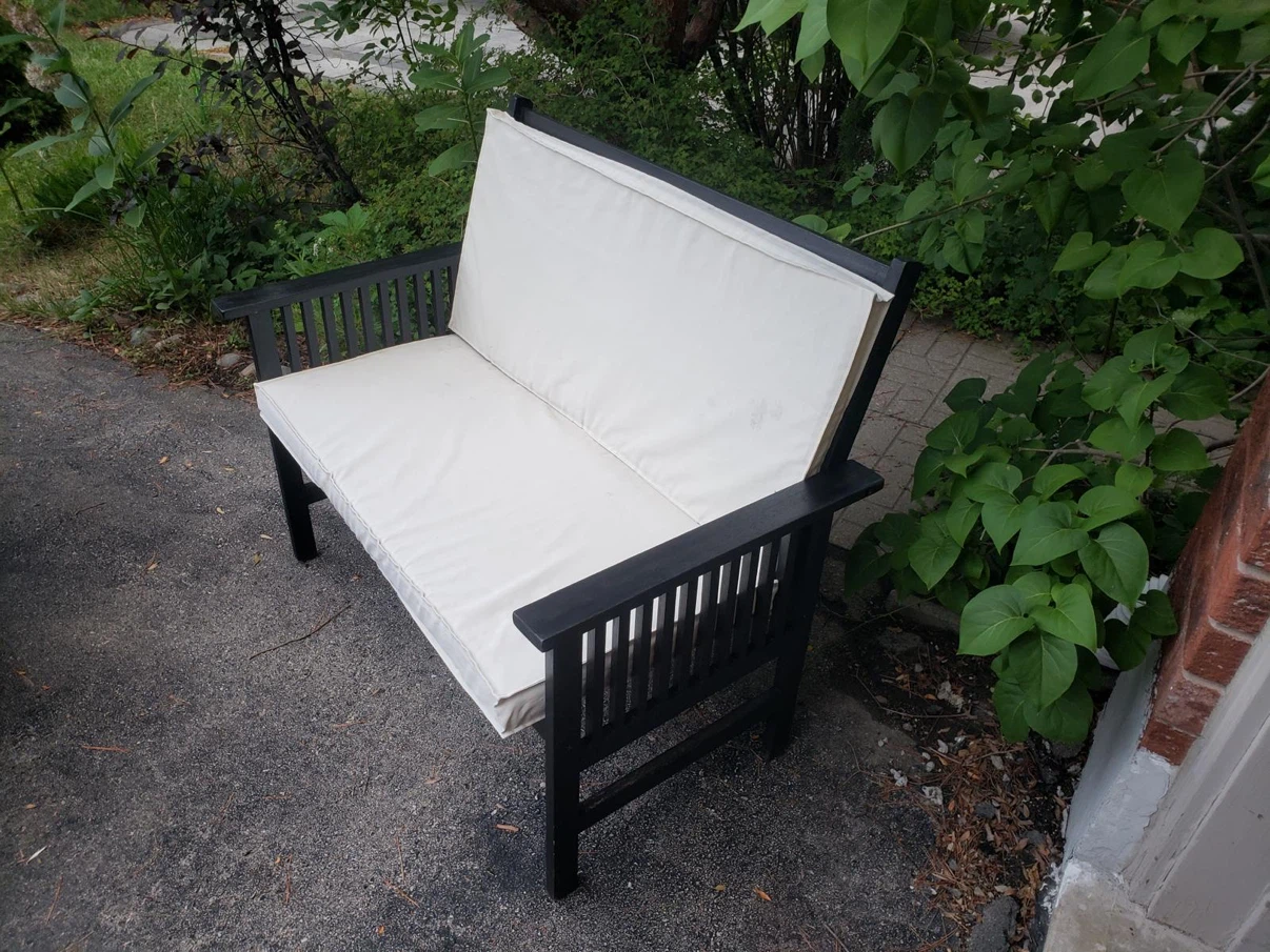 Outdoor Bench - Excellent Condition - photo 4
