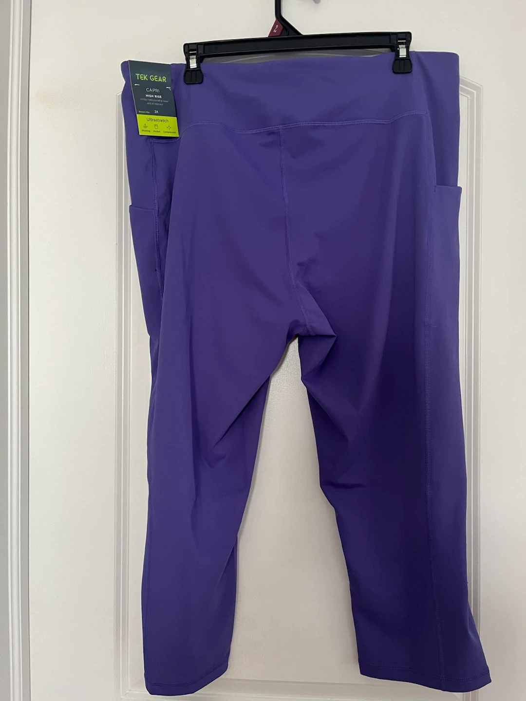 Tek Gear Women's Plus High-Rise Capri Leggings 2X - photo 4