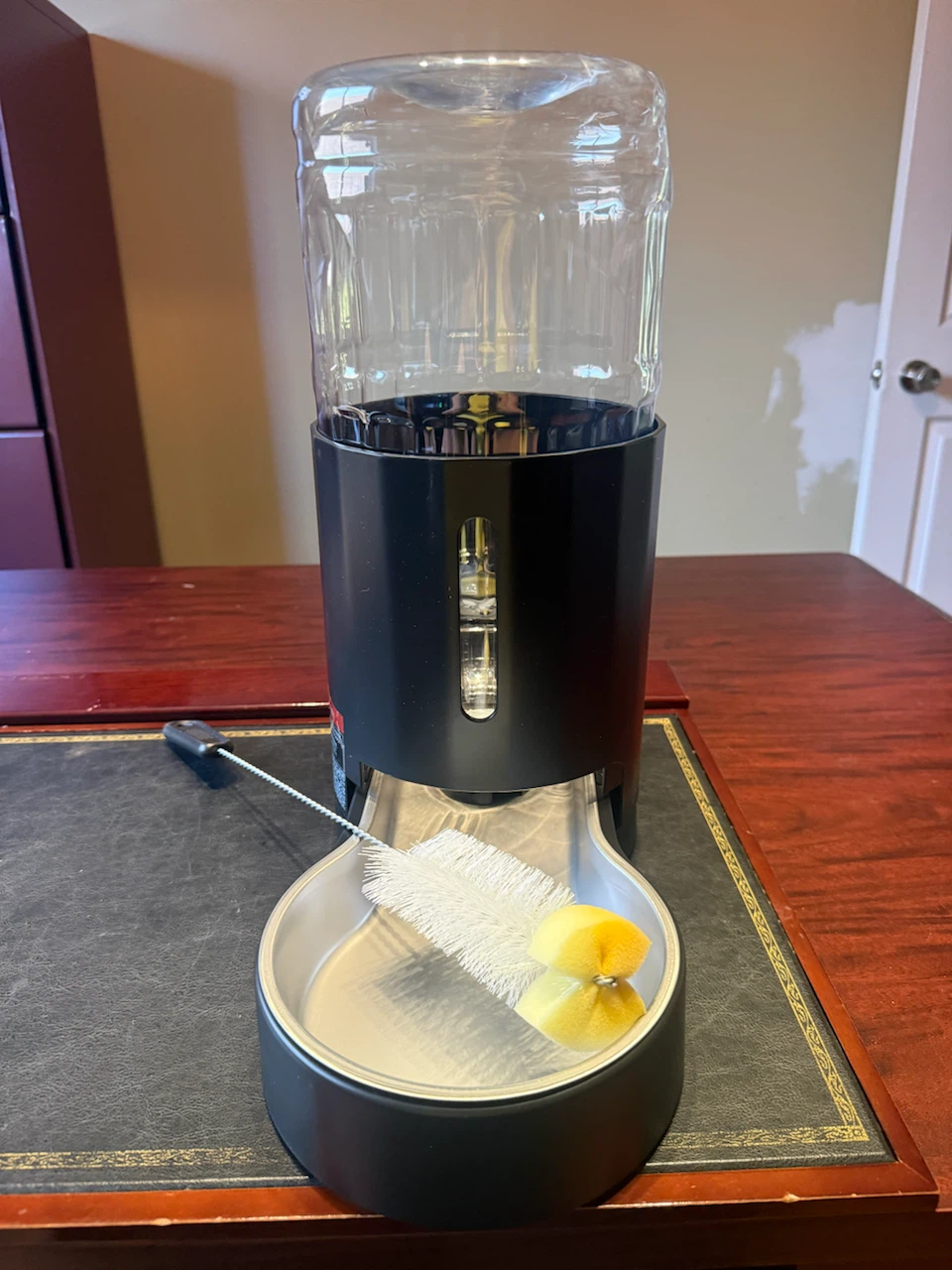 New! Pet Water Dispenser with Stainless Steel Bowl