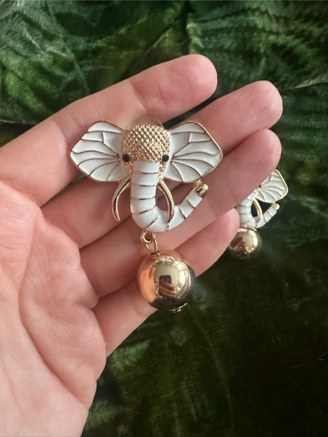 Elephant Dangle Earrings - photo 2