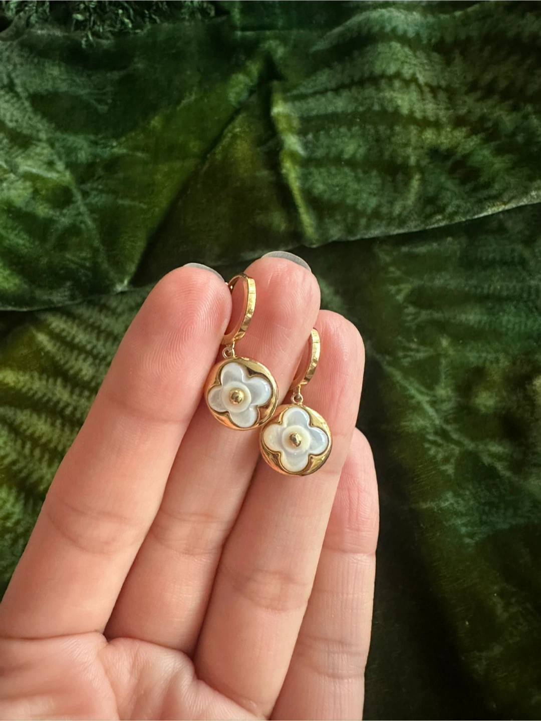 EHC 925 Silver Flower Hoop Earrings