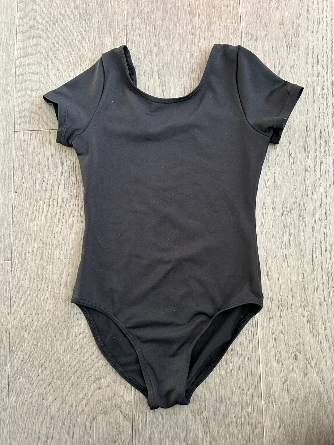 Girls Black Leotard + Shorts, size 4-6 yrs (Brampton) - photo 2
