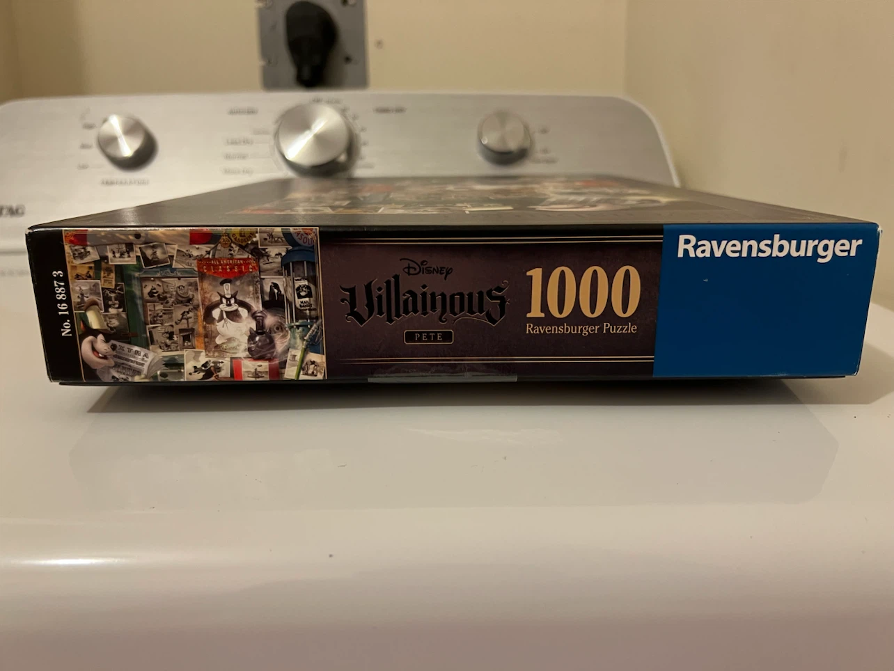 Ravensburger Disney Villainous Pete 1000-Piece Puzzle - photo 3