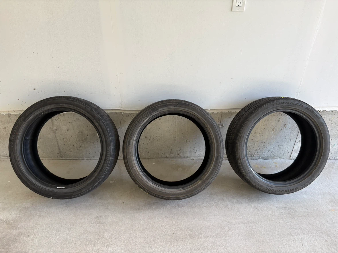 3 Bridgestone Turanza EL440 Tires 215/45R18