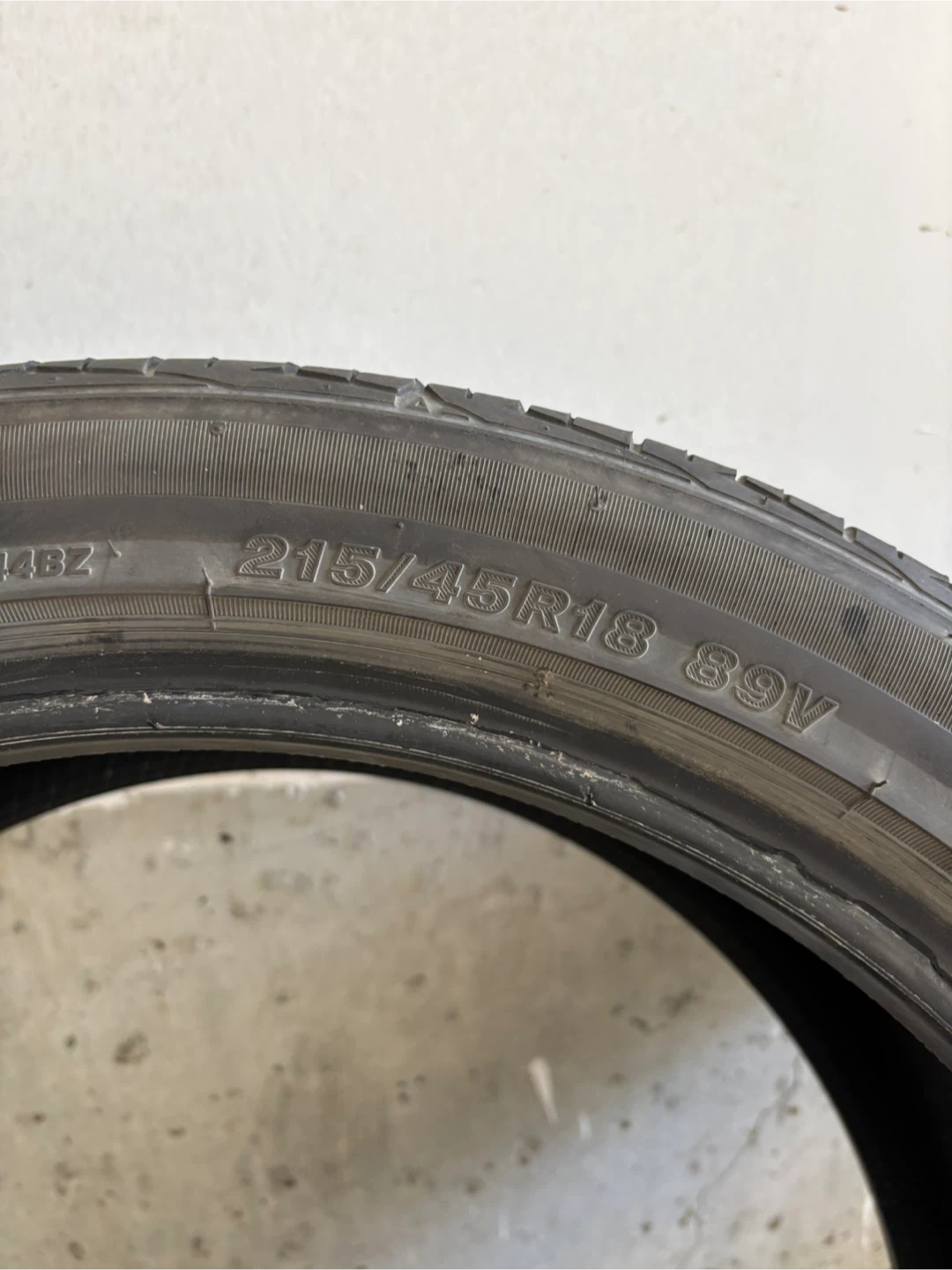3 Bridgestone Turanza EL440 Tires 215/45R18 - photo 3