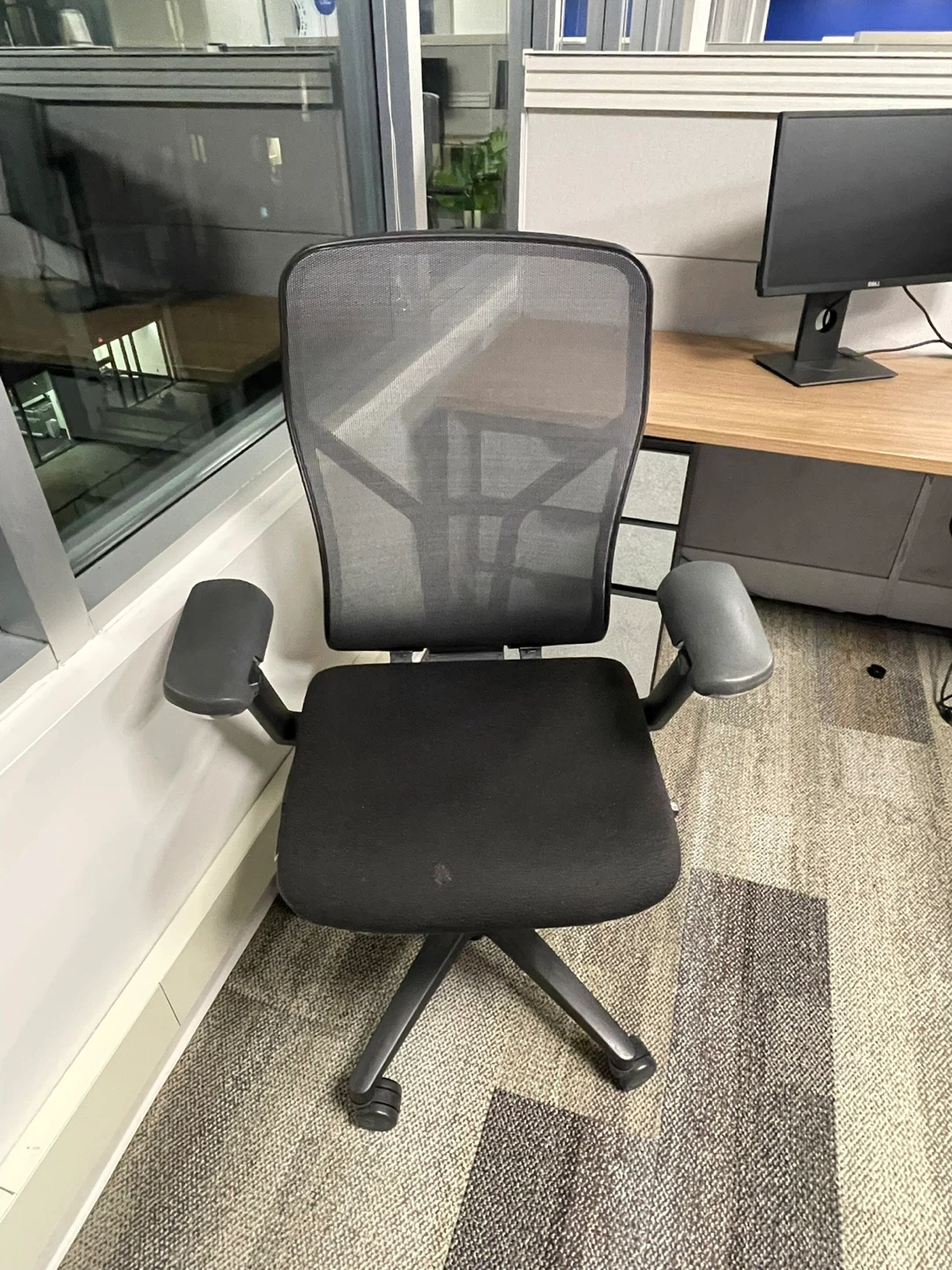 Office chairs - photo 2