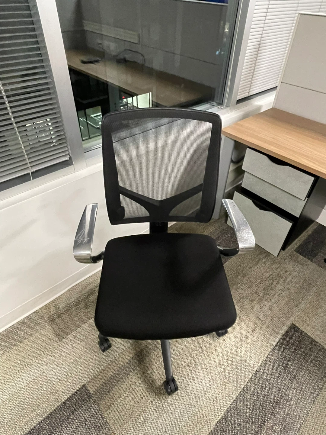 Office chairs - photo 5