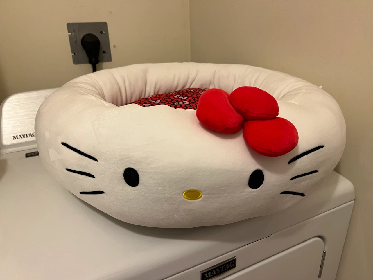 Hello Kitty Pet Bed