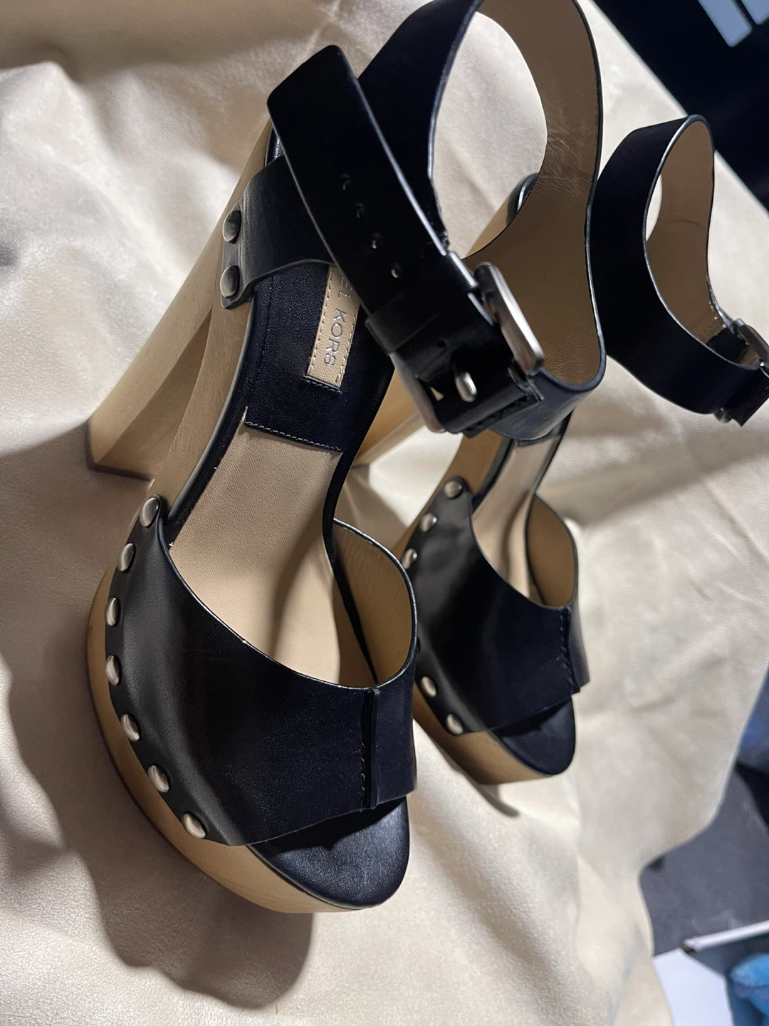 Michael Kors Black Leather Clog Sandals - photo 4