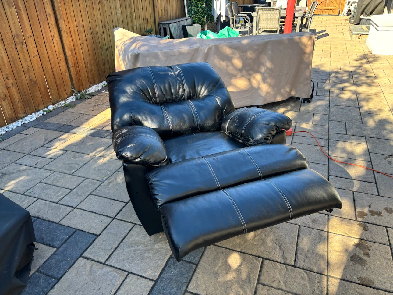 Black Recliner Chair - photo 3