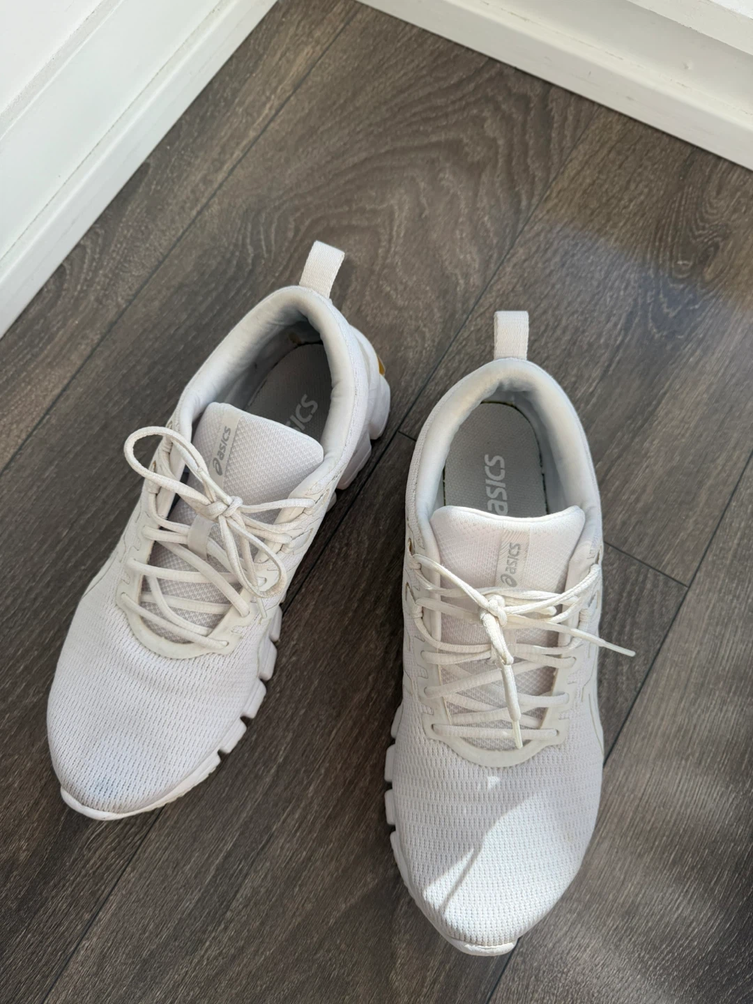 Asics White men Shoes