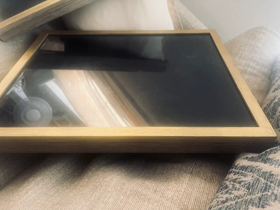Set of Two Gold-Tone Picture Frames - photo 2