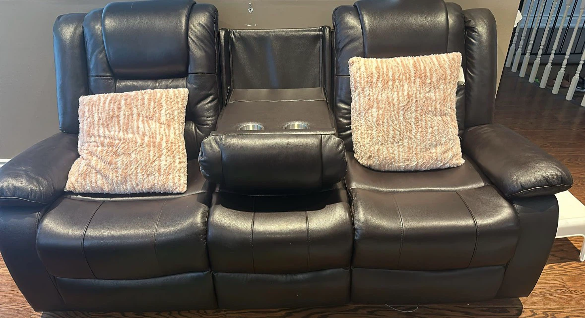 Recliner Sectionals $800 for both or $500 for one - photo 5