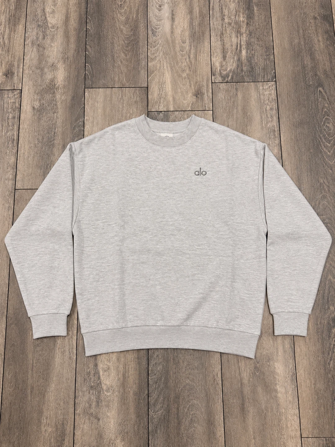 Alo Yoga Crewneck Sweatshirt - Grey