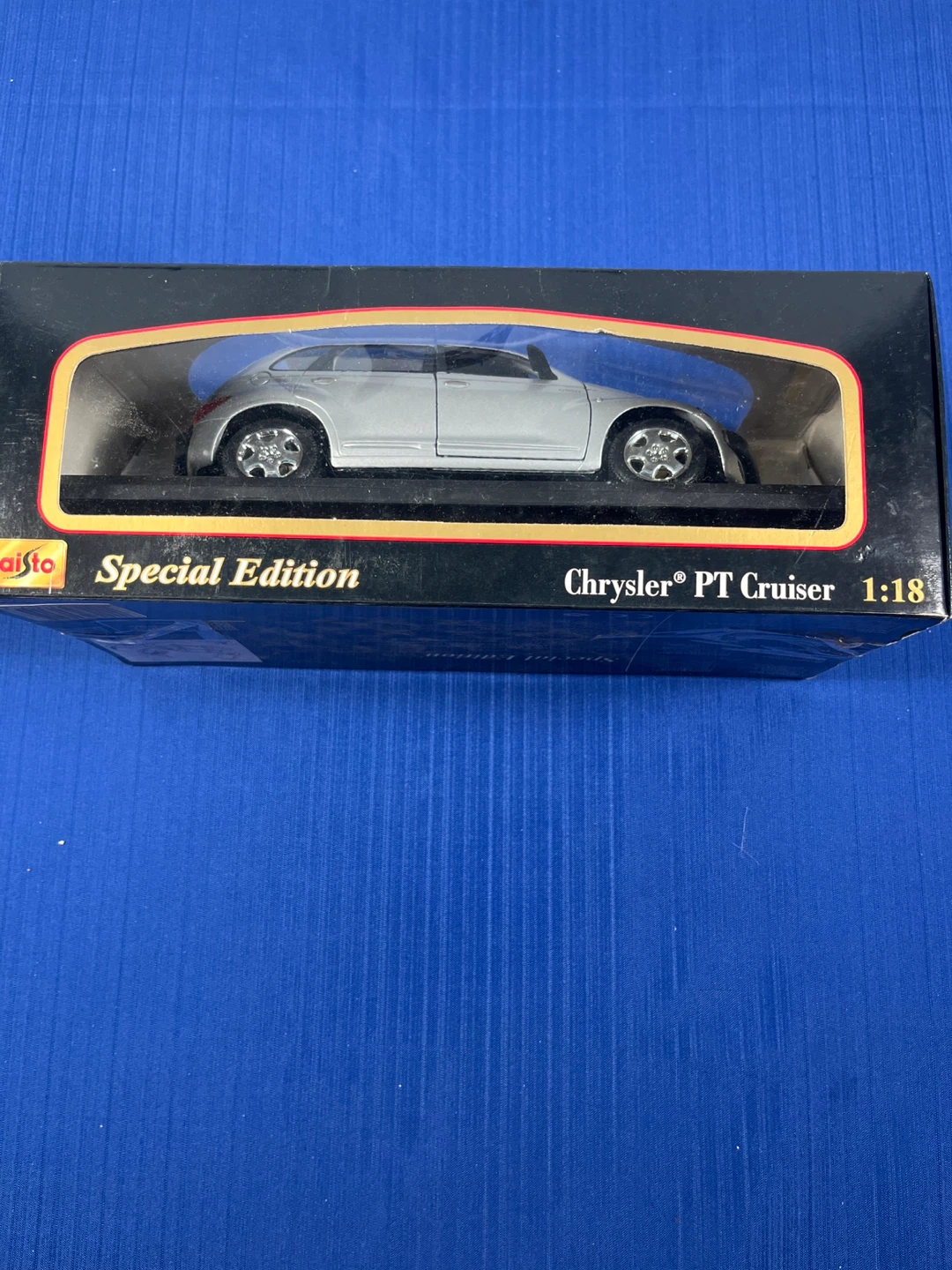 Brand New 1:18 Maisto Chrysler PT Cruiser Diecast - Large Scale! - photo 5